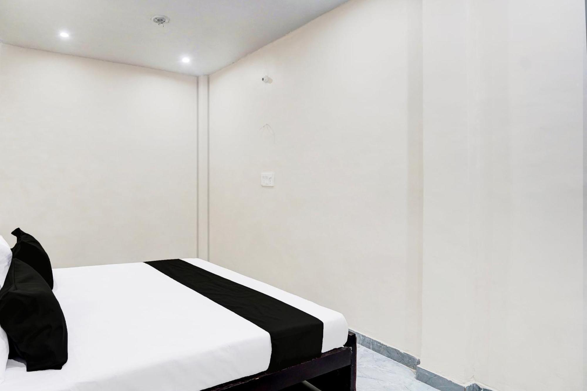 Hotel O Laxmi Guest House Varanasi Ngoại thất bức ảnh